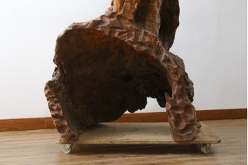 和製ビンテージ　躍動感を感じる荒々しい天然木に松と馬群(双馬)の彫刻を施した見事な置物(木彫り、オブジェ、置き物、ディスプレイ、衝立て、衝い立て、つい立て、ヴィンテージ)(当時約200万円で購入)(R-081262)