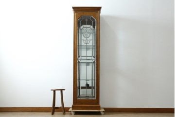 中古　美品　三越　カントリーハウス　Brugge(ブルージュ)　クラシカルな佇まいのステンドグラス入りのキャビネット　定価28万円　(R-081263)