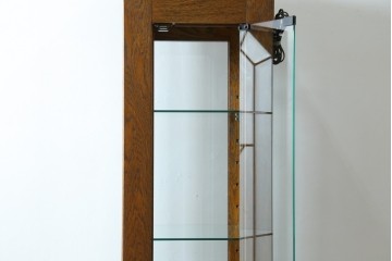 中古　美品　三越　カントリーハウス　Brugge(ブルージュ)　クラシカルな佇まいのステンドグラス入りのキャビネット　定価28万円　(R-081263)