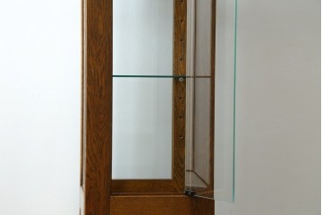 中古　美品　三越　カントリーハウス　Brugge(ブルージュ)　クラシカルな佇まいのステンドグラス入りのキャビネット　定価28万円　(R-081263)