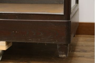 和製アンティーク　上手物!!　栗(クリ)材　作りの良い細身のフレームが上品な木枠のガラスケース(Gケース、ショーケース、ディスプレイケース、コレクションケース、サイドキャビネット、飾り棚、陳列棚、店舗什器)(R-081264)