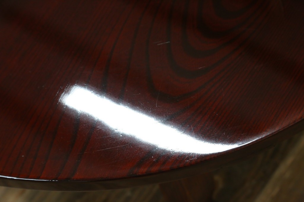 和製アンティーク　美品!!　総欅(ケヤキ)材　厚い漆塗りの高級丸型座卓　(R-081267)