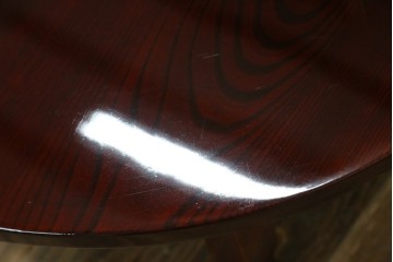和製アンティーク　美品!!　総欅(ケヤキ)材　厚い漆塗りの高級丸型座卓　(R-081267)