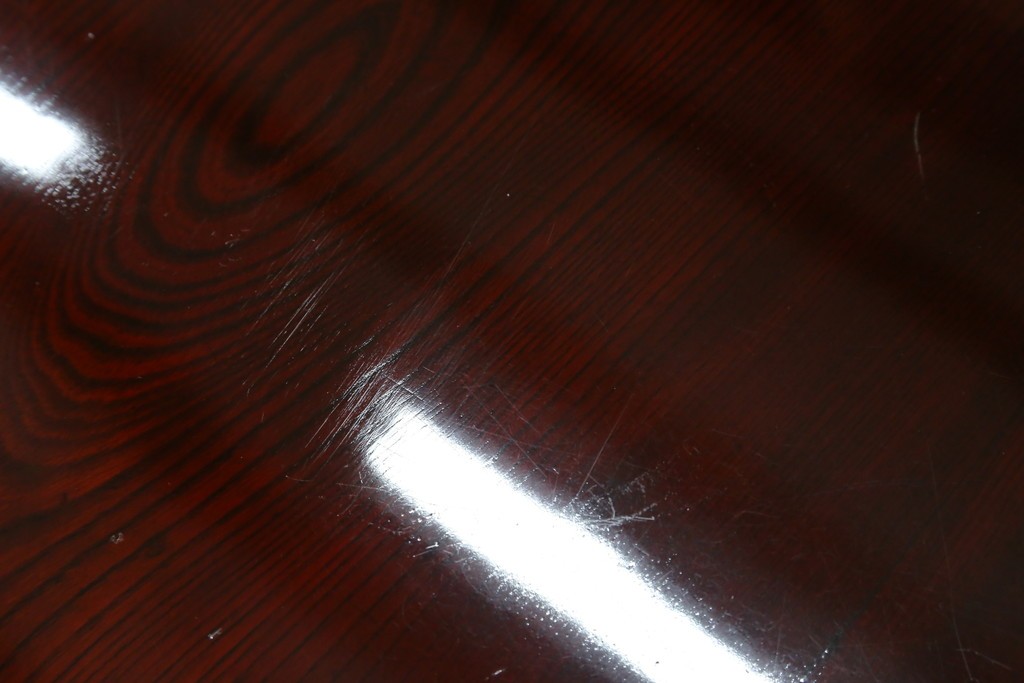 和製アンティーク　美品!!　総欅(ケヤキ)材　厚い漆塗りの高級丸型座卓　(R-081267)