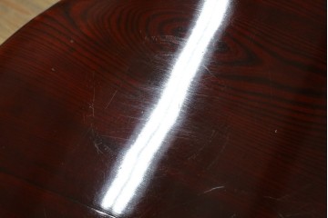 和製アンティーク　美品!!　総欅(ケヤキ)材　厚い漆塗りの高級丸型座卓　(R-081267)