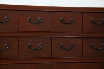 和製ビンテージ　高級品!!　総花梨(カリン)材　内部桐材　収納力抜群な引き出し38杯の小物箪笥　(R-081270)