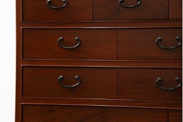 和製ビンテージ　高級品!!　総花梨(カリン)材　内部桐材　収納力抜群な引き出し38杯の小物箪笥　(R-081270)