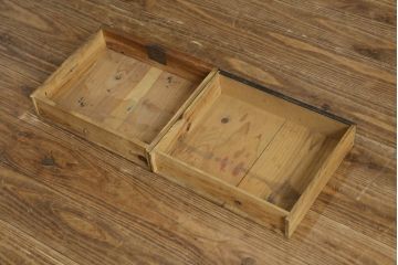 韓国アンティーク　希少な特大サイズ!!　松材　杉材　欅(ケヤキ)材　様々な形の金具が使われたユーモアたっぷりなバンダチ(バンダジ、半閉櫃、李朝家具、李朝タンス、収納箪笥)(R-081271)