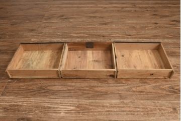 韓国アンティーク　希少な特大サイズ!!　松材　杉材　欅(ケヤキ)材　様々な形の金具が使われたユーモアたっぷりなバンダチ(バンダジ、半閉櫃、李朝家具、李朝タンス、収納箪笥)(R-081271)