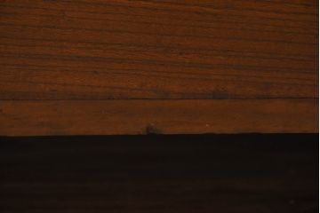 韓国アンティーク　希少な特大サイズ!!　松材　杉材　欅(ケヤキ)材　様々な形の金具が使われたユーモアたっぷりなバンダチ(バンダジ、半閉櫃、李朝家具、李朝タンス、収納箪笥)(R-081271)