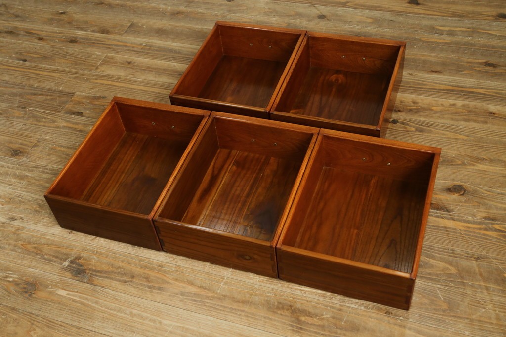 中古　美品　最高級　総欅(ケヤキ)材　無垢　四枚引き戸　水屋箪笥下段　上質な和の空間を演出するサイドボード　(R-081275)