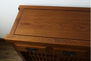 中古　美品　最高級　総欅(ケヤキ)材　無垢　四枚引き戸　水屋箪笥下段　上質な和の空間を演出するサイドボード　(R-081275)