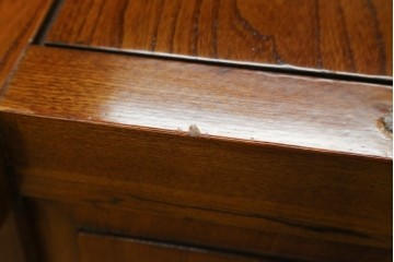 中古　美品　最高級　総欅(ケヤキ)材　無垢　四枚引き戸　水屋箪笥下段　上質な和の空間を演出するサイドボード　(R-081275)