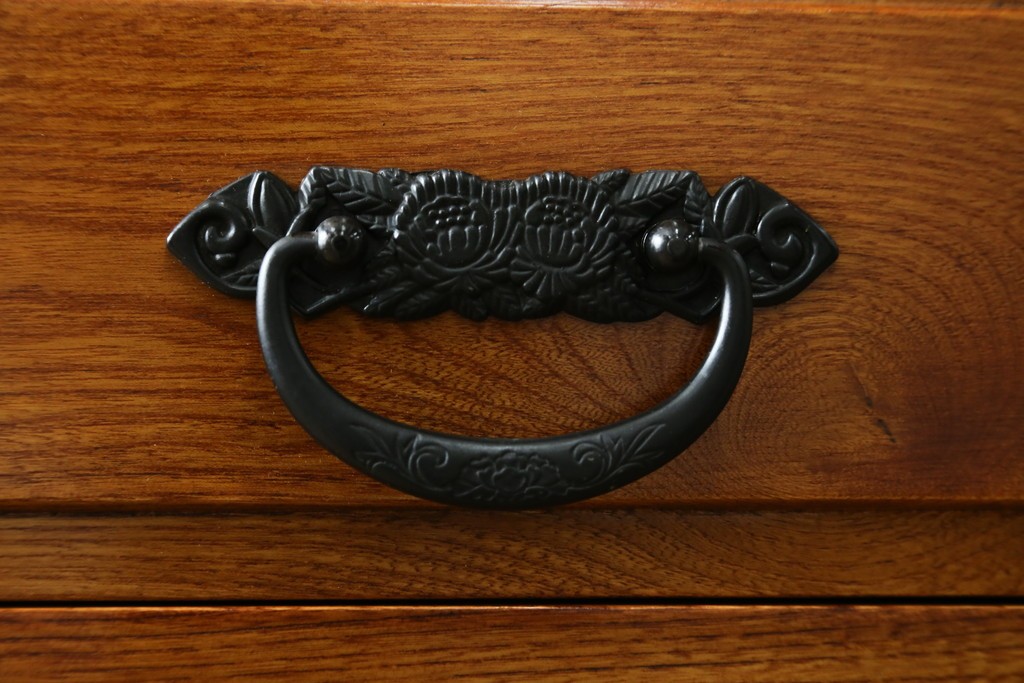 中古　美品　最高級　総欅(ケヤキ)材　無垢　四枚引き戸　水屋箪笥下段　上質な和の空間を演出するサイドボード　(R-081275)