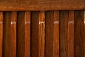 中古　美品　最高級　総欅(ケヤキ)材　無垢　四枚引き戸　水屋箪笥下段　上質な和の空間を演出するサイドボード　(R-081275)
