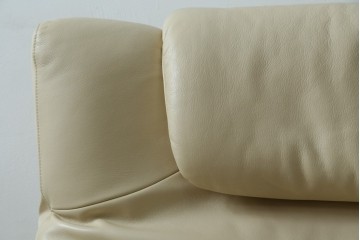 中古　美品!!　カリモク家具(karimoku)　ZU42モデル　贅沢なくつろぎのひとときにおすすめの肘掛椅子ロング　定価約23万円　(R-081277)