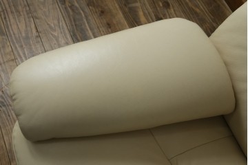 中古　美品!!　カリモク家具(karimoku)　ZU42モデル　贅沢なくつろぎのひとときにおすすめの肘掛椅子ロング　定価約23万円　(R-081277)