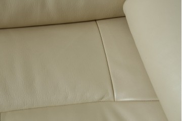 中古　美品!!　カリモク家具(karimoku)　ZU42モデル　贅沢なくつろぎのひとときにおすすめの肘掛椅子ロング　定価約23万円　(R-081277)