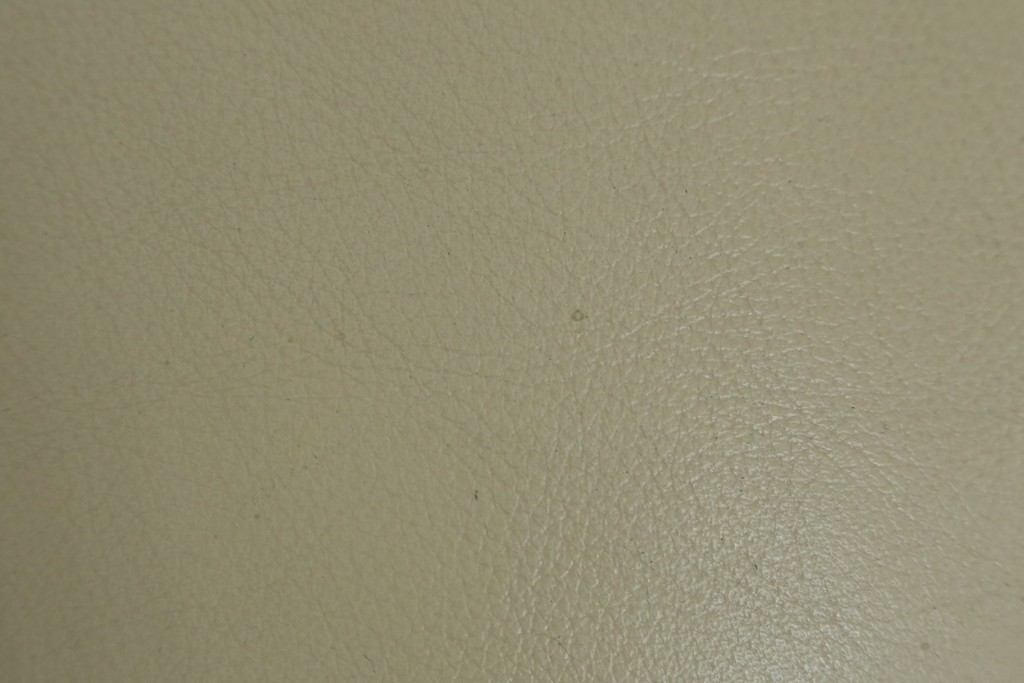 中古　美品!!　カリモク家具(karimoku)　ZU42モデル　贅沢なくつろぎのひとときにおすすめの肘掛椅子ロング　定価約23万円　(R-081277)