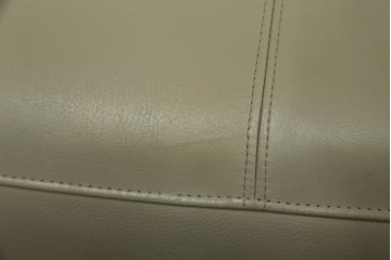 中古　美品!!　カリモク家具(karimoku)　ZU42モデル　贅沢なくつろぎのひとときにおすすめの肘掛椅子ロング　定価約23万円　(R-081277)