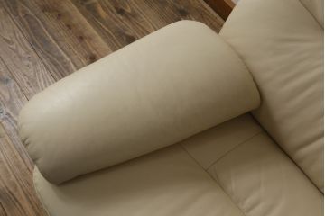 中古　美品!!　カリモク家具(karimoku)　ZU42モデル　贅沢なくつろぎのひとときにおすすめの肘掛椅子ロング(リクライニングソファ、1Pソファ、1人掛けソファ、一人掛けソファ、アームチェア、パーソナルチェア)(定価約23万円(R-081277)