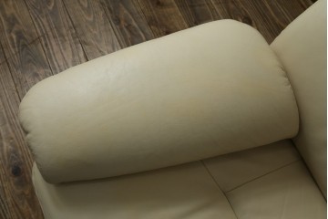 中古　美品!!　カリモク家具(karimoku)　ZU42モデル　贅沢なくつろぎのひとときにおすすめの肘掛椅子ロング　定価約23万円　(R-081278)