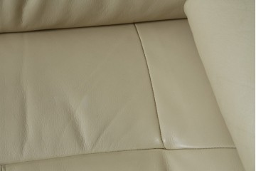 中古　美品!!　カリモク家具(karimoku)　ZU42モデル　贅沢なくつろぎのひとときにおすすめの肘掛椅子ロング　定価約23万円　(R-081278)