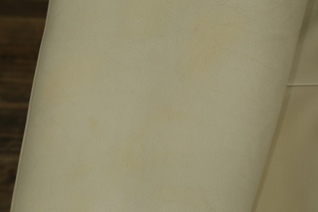 中古　美品!!　カリモク家具(karimoku)　ZU42モデル　贅沢なくつろぎのひとときにおすすめの肘掛椅子ロング　定価約23万円　(R-081278)