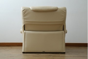 中古　美品!!　カリモク家具(karimoku)　ZU42モデル　贅沢なくつろぎのひとときにおすすめの肘掛椅子ロング　定価約23万円　(R-081278)