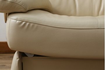 中古　美品!!　カリモク家具(karimoku)　ZU42モデル　贅沢なくつろぎのひとときにおすすめの肘掛椅子ロング(リクライニングソファ、1Pソファ、1人掛けソファ、一人掛けソファ、アームチェア、パーソナルチェア)(定価約23万円(R-081278)