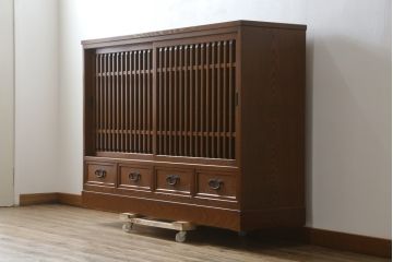 中古　美品　希少な廃番品　手造り二本松家具メーカー　田中家具　欅(ケヤキ)材　上質な和の空間を演出する水屋箪笥サイドボード(食器棚、収納棚、戸棚、カップボード、サイドキャビネット)(R-081280)