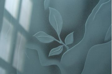 中古　建具　特大!!　職人手作り　草木・花と女性を描いた幻想的な特注品ガラスアート1枚(ガラス絵彫り、明り取り、明かり取り、窓ガラス)(製作費約400万円)(R-081284)
