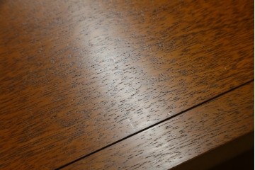 中古　美品!!　DREXEL HERITAGE(ドレクセルヘリテイジ)　品のある佇まいが美しいサイドテーブル　(R-081285)