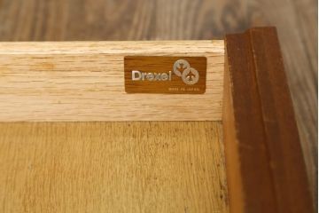 中古　美品!!　DREXEL HERITAGE(ドレクセルヘリテイジ)　品のある佇まいが美しいサイドテーブル(電話台、飾り台、ナイトテーブル、コンソールテーブル)(R-081286)