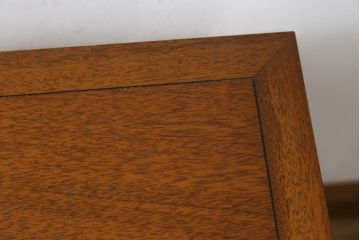 中古　美品!!　DREXEL HERITAGE(ドレクセルヘリテイジ)　品のある佇まいが美しいサイドテーブル(電話台、飾り台、ナイトテーブル、コンソールテーブル)(R-081286)