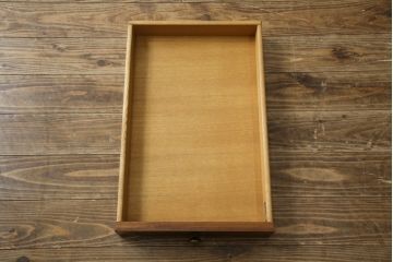 中古　DREXEL HERITAGE(ドレクセルヘリテイジ)　Triune(トライユン)　気品を感じるエレガントなサイドテーブル(電話台、飾り台、ナイトテーブル、コンソールテーブル)(R-081288)