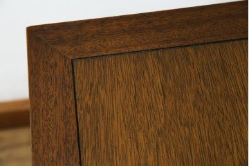 中古　DREXEL HERITAGE(ドレクセルヘリテイジ)　Triune(トライユン)　気品を感じるエレガントなサイドテーブル(電話台、飾り台、ナイトテーブル、コンソールテーブル)(R-081288)
