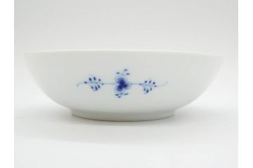 デンマーク　ROYAL COPENHAGEN(ロイヤルコペンハーゲン)　ブルーフルーテッド 　ハーフレース　美しいブルーの縁取りが魅力のボウル&ピックルディッシュセット(プレート、変形皿、中皿、洋食器、北欧)(R-081290)