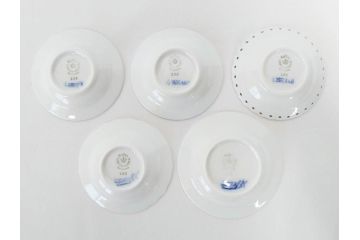デンマーク　ROYAL COPENHAGEN(ロイヤルコペンハーゲン)　ブルーフルーテッド　プレイン　ハーフレース　フルレース　ブルーフラワー　食卓に華やぎを与えるミニプレート5枚セット(小皿、豆皿、フラワー、花、洋食器、北欧、共箱付き)(R-081291)