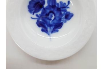 デンマーク　ROYAL COPENHAGEN(ロイヤルコペンハーゲン)　ブルーフルーテッド　プレイン　ハーフレース　フルレース　ブルーフラワー　食卓に華やぎを与えるミニプレート5枚セット(小皿、豆皿、フラワー、花、洋食器、北欧、共箱付き)(R-081291)
