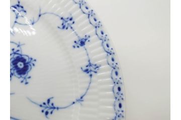 デンマーク　ROYAL COPENHAGEN(ロイヤルコペンハーゲン)　ブルーフルーテッド ハーフレース　約25cm　プレート3枚セット(大皿、洋食器、北欧)(R-081292)