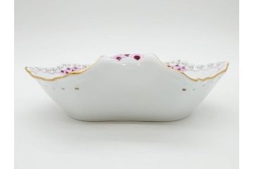 希少　デンマーク　ROYAL COPENHAGEN(ロイヤルコペンハーゲン)　バーガンディ　フルーテッド　フルレース　上品な雰囲気漂うシェルディッシュ(金彩、プレート、貝、中皿、変形皿、洋食器、北欧)(R-081293)