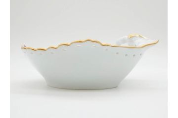 希少　デンマーク　ROYAL COPENHAGEN(ロイヤルコペンハーゲン)　バーガンディ　フルーテッド　フルレース　上品な雰囲気漂うシェルディッシュ(金彩、プレート、貝、中皿、変形皿、洋食器、北欧)(R-081293)