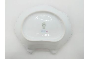 希少　デンマーク　ROYAL COPENHAGEN(ロイヤルコペンハーゲン)　バーガンディ　フルーテッド　フルレース　上品な雰囲気漂うシェルディッシュ(金彩、プレート、貝、中皿、変形皿、洋食器、北欧)(R-081293)