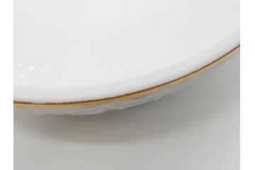 ドイツ　マイセン　Meissen　ブルーフラワー　金彩　清楚な美しさを感じる小物入れ(蓋物、ボックス、キャンディーポット、ボンボニエール、磁器)(R-081294)