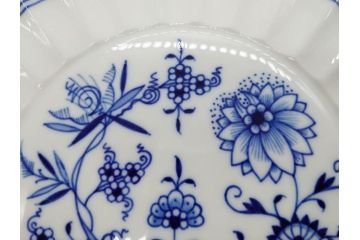 ドイツ　マイセン　Meissen　ブルーオニオン　美しい意匠が上品な雰囲気を高めるプレート&サラダボウルセット(サラダディッシュ、花形、花型、深皿、中皿、菊割り、洋食器)(R-081295)