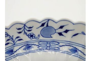 ドイツ　マイセン　Meissen　ブルーオニオン　美しい意匠が上品な雰囲気を高めるプレート&サラダボウルセット(サラダディッシュ、花形、花型、深皿、中皿、菊割り、洋食器)(R-081295)
