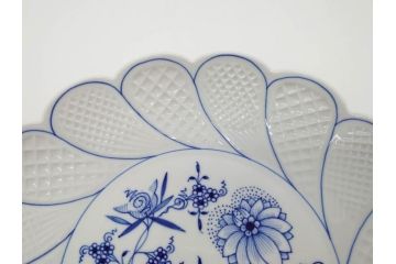 ドイツ　マイセン　Meissen　ブルーオニオン　美しい意匠が上品な雰囲気を高めるプレート&サラダボウルセット(サラダディッシュ、花形、花型、深皿、中皿、菊割り、洋食器)(R-081295)