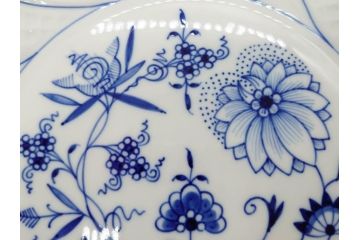 ドイツ　マイセン　Meissen　ブルーオニオン　美しい意匠が上品な雰囲気を高めるプレート&サラダボウルセット(サラダディッシュ、花形、花型、深皿、中皿、菊割り、洋食器)(R-081295)
