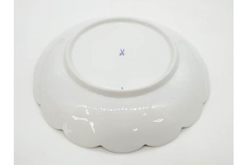 ドイツ　マイセン　Meissen　ブルーオニオン　美しい意匠が上品な雰囲気を高めるプレート&サラダボウルセット(サラダディッシュ、花形、花型、深皿、中皿、菊割り、洋食器)(R-081295)